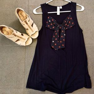 Cute Robin K Bow tank top blouse for work or play